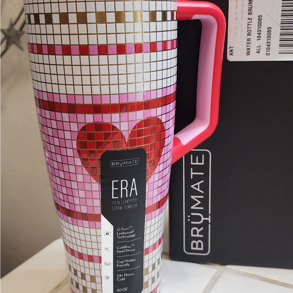 BrüMate ERA Tumbler with Heart Design